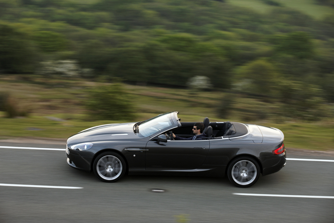 Aston Martin DB9 Volante Aston Martin DB9 Volante