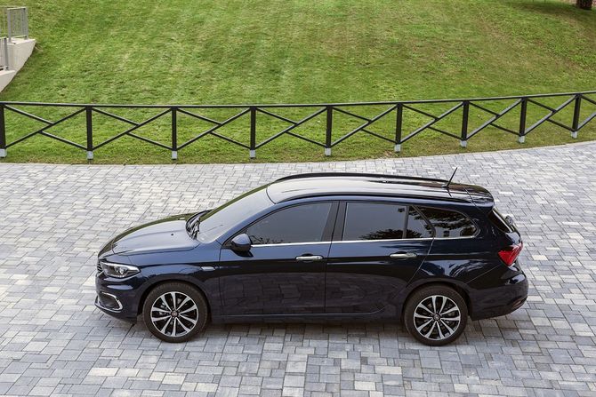 Fiat Tipo SW 1.3 Multijet Easy Fiat Tipo SW 1.3 Multijet Easy