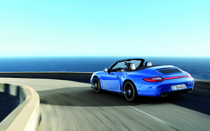 Porsche 911 Carrera Cabriolet 4 GTS PDK Porsche 911 Carrera Cabriolet 4 GTS PDK