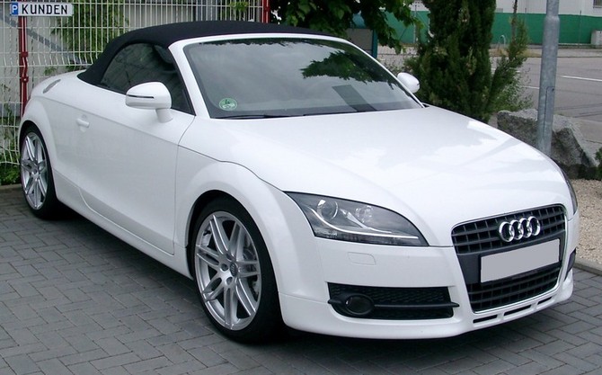 Audi TT Roadster 2.0 TDI quattro Audi TT Roadster 2.0 TDI quattro