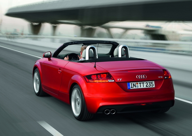 Audi TT Roadster 2.0 TFSI S tronic 211hp Audi TT Roadster 2.0 TFSI S tronic 211hp
