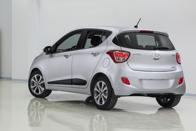 Hyundai i10 Hyundai i10