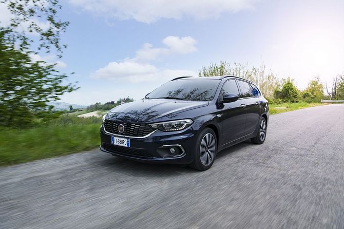 Fiat Tipo SW 1.4 Lounge Fiat Tipo SW 1.4 Lounge