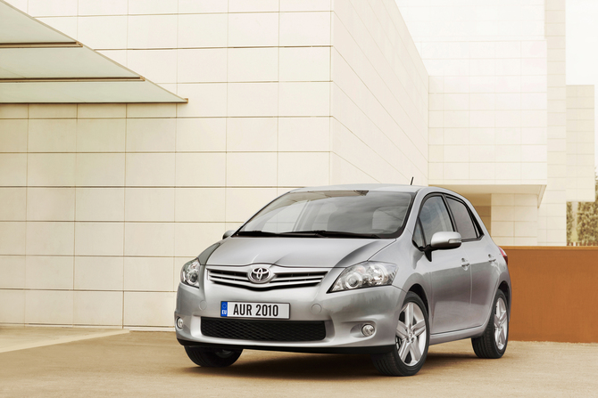Toyota Auris 1.8 Valvematic Toyota Auris 1.8 Valvematic