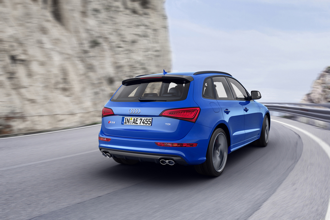 Audi SQ5 TDI plus Audi SQ5 TDI plus