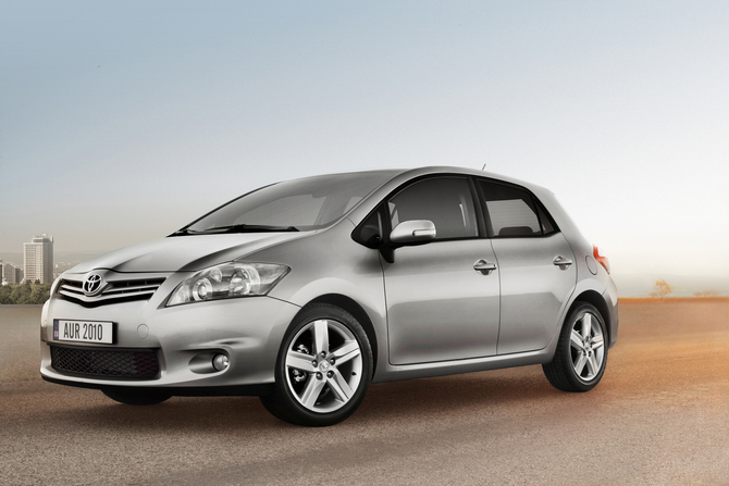 Toyota Auris 2.2 D-4D 180 Toyota Auris 2.2 D-4D 180