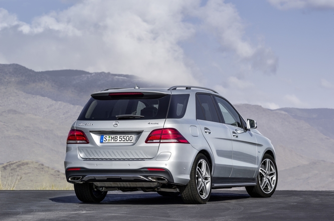 Mercedes-Benz GLE 500e 4MATIC Mercedes-Benz GLE 500e 4MATIC