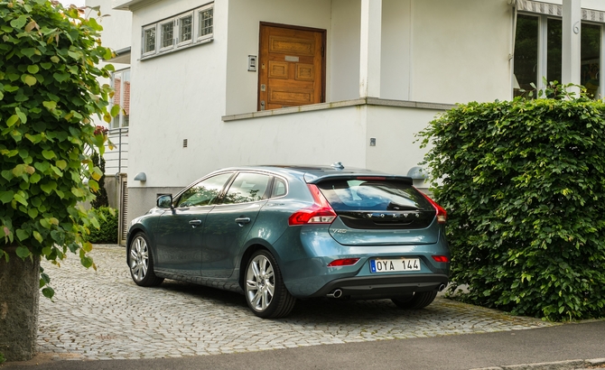 Volvo V40 T4 Summum Powershift Volvo V40 T4 Summum Powershift