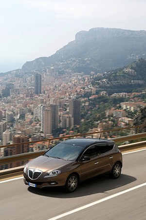 Lancia Delta 2.0 Multijet 165cv Oro Lancia Delta 2.0 Multijet 165cv Oro