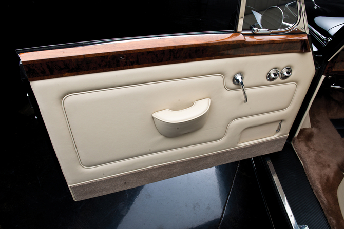 Rolls-Royce Silver Cloud III Drophead Coupe by Mulliner Park Ward Rolls-Royce Silver Cloud III Drophead Coupe by Mulliner Park Ward