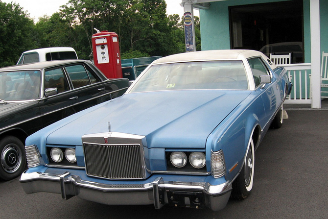 Lincoln Continental Mark IV Lincoln Continental Mark IV
