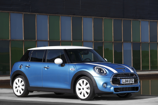 MINI (BMW) Cooper MINI (BMW) Cooper