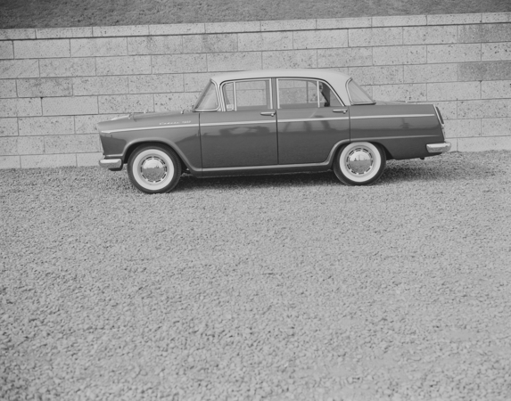 Nissan Cedric 1900 Deluxe Nissan Cedric 1900 Deluxe