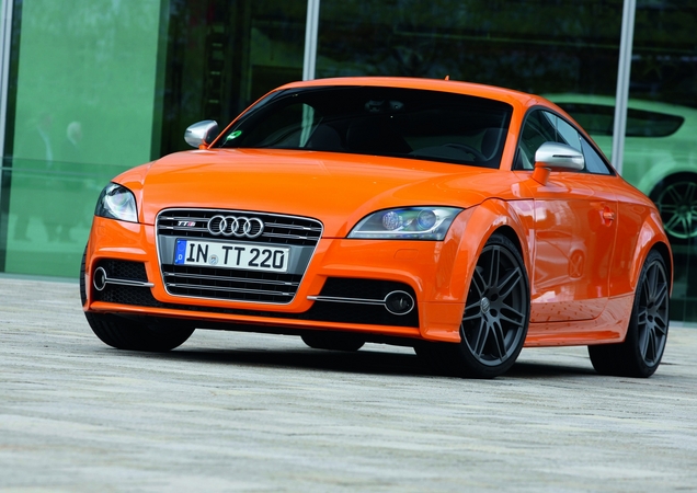 Audi TTS Coupé S tronic Audi TTS Coupé S tronic