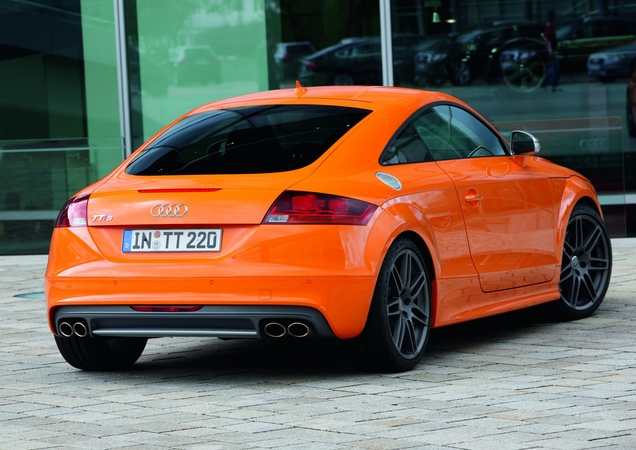 Audi TTS Coupé S tronic Audi TTS Coupé S tronic