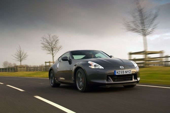 Nissan 370Z 3.7 328 Black Edition A/T Nissan 370Z 3.7 328 Black Edition A/T