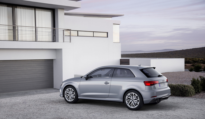 Audi A3 1.0 TFSI Design S tronic Audi A3 1.0 TFSI Design S tronic