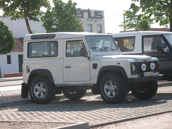 Land Rover Defender Land Rover Defender