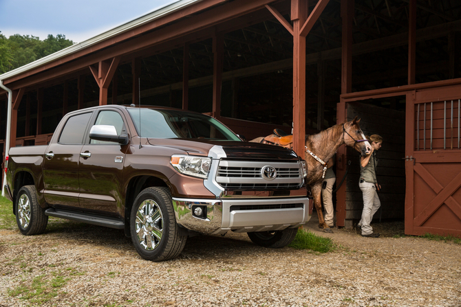 Toyota Tundra CrewMax 5.7 V8 1794 Edition Toyota Tundra CrewMax 5.7 V8 1794 Edition