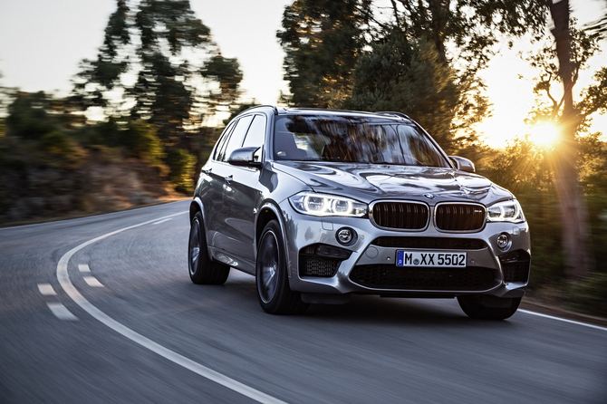 La consommation des nouveaux modèles BMW X5 M et BMW X6 M selon le cycle de conduite européen a diminué de plus de 20 pour cent La consommation des nouveaux modèles BMW X5 M et BMW X6 M selon le cycle de conduite européen a diminué de plus de 20 pour cent