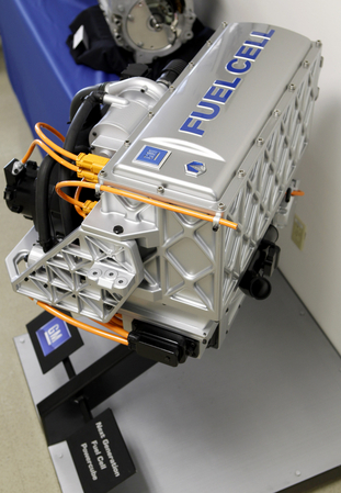 BMW and General Motors May Work Together on Fuel Cells BMW and General Motors May Work Together on Fuel Cells
