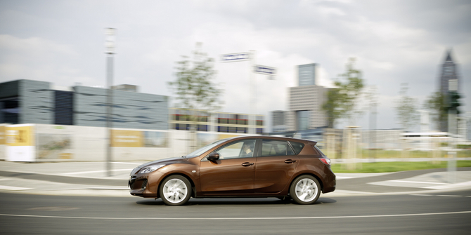 Mazda 3 Getting Facelift for 2012 Mazda 3 Getting Facelift for 2012