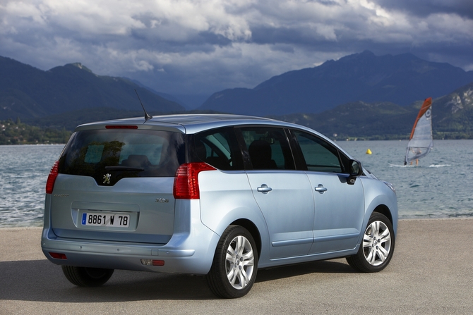 Peugeot 5008 1.6 VTi Envy Peugeot 5008 1.6 VTi Envy