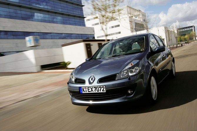 Renault Clio III 1.6 Renault Clio III 1.6
