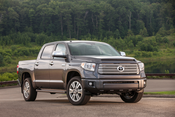 Toyota Tundra CrewMax 5.7 V8 Platinum 4x4 Toyota Tundra CrewMax 5.7 V8 Platinum 4x4