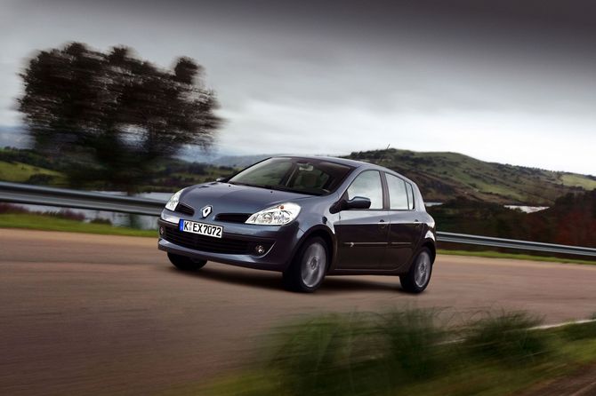 Renault Clio III 1.6 Automatic Renault Clio III 1.6 Automatic