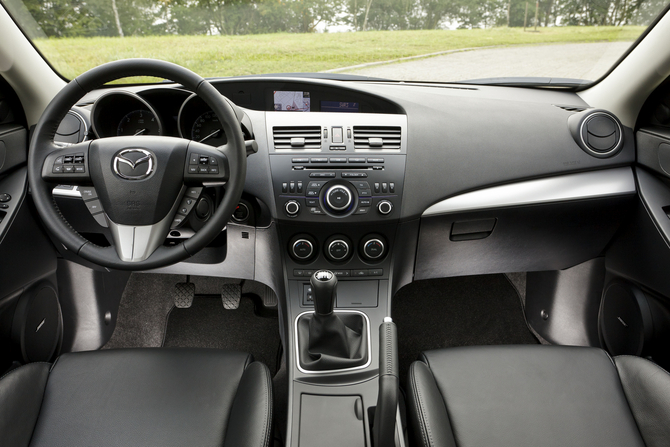 Mazda 3 Getting Facelift for 2012 Mazda 3 Getting Facelift for 2012