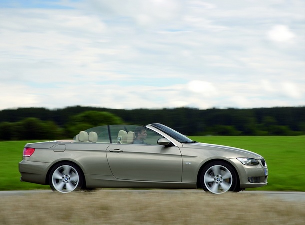BMW 330d Cabrio Automatic BMW 330d Cabrio Automatic