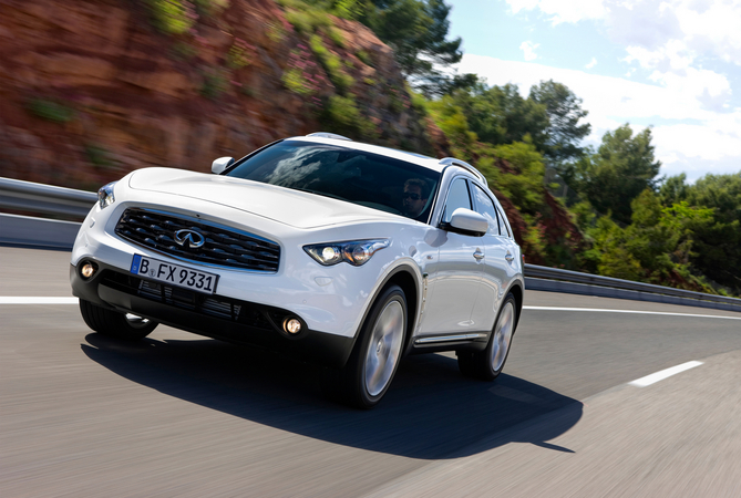 Infiniti FX30d AWD GT Infiniti FX30d AWD GT