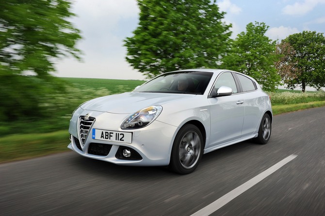 Alfa Romeo Giulietta 1.4 TB GPL EcoTurbo Distinctive Alfa Romeo Giulietta 1.4 TB GPL EcoTurbo Distinctive