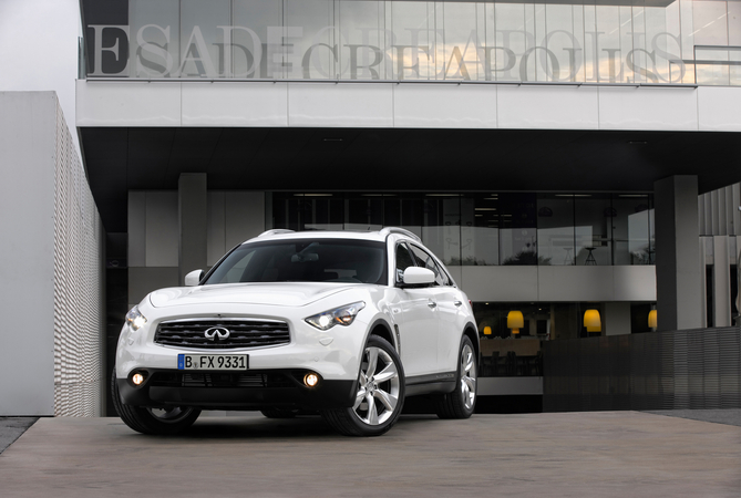 Infiniti FX30d AWD GT Infiniti FX30d AWD GT