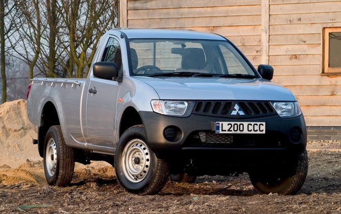 Mitsubishi L200 Mitsubishi L200