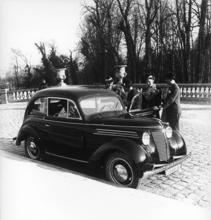 Renault Juvaquatre type AEB Renault Juvaquatre type AEB