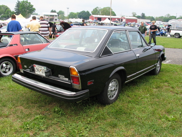 Fiat 124 Coupé 1800 Fiat 124 Coupé 1800