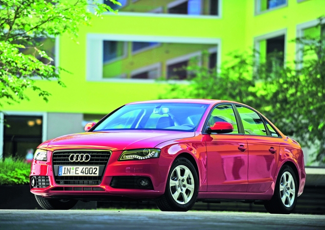 Audi A4 2.0 TDI 170hp S Edition FPD Audi A4 2.0 TDI 170hp S Edition FPD