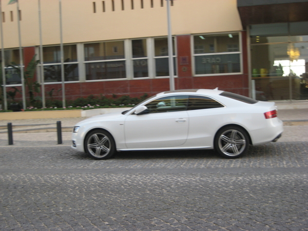 Audi S5 Sportback 3.0 FSI S tronic quattro Audi S5 Sportback 3.0 FSI S tronic quattro