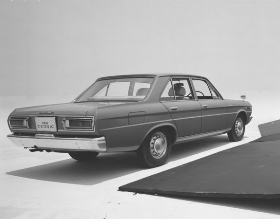 Nissan Cedric Standard Nissan Cedric Standard
