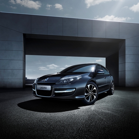 Renault Laguna 2.0 dCi 175 FAP GT 4Control Renault Laguna 2.0 dCi 175 FAP GT 4Control