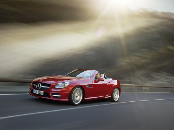 Mercedes-Benz SLK 350 BlueEFFICIENCY Mercedes-Benz SLK 350 BlueEFFICIENCY