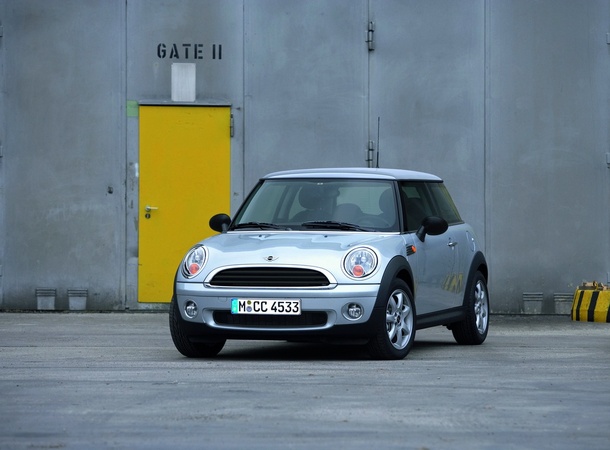 MINI (BMW) One Automatic MINI (BMW) One Automatic