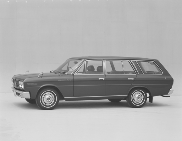 Nissan Cedric Wagon 6 Nissan Cedric Wagon 6