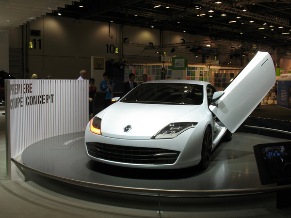 Renault Laguna Coupé Concept Renault Laguna Coupé Concept