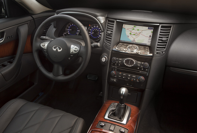 Refreshed Infiniti FX Gets New Front and New Package Refreshed Infiniti FX Gets New Front and New Package