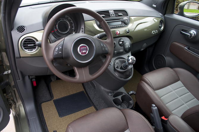 Fiat 500 1.4 Multiair Sport (US) Fiat 500 1.4 Multiair Sport (US)