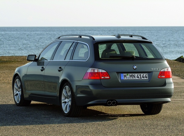 BMW 523i Touring Automatic BMW 523i Touring Automatic