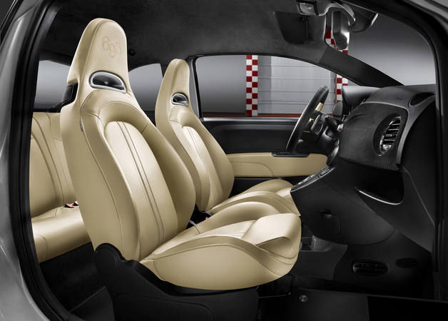 Abarth 695 Black Diamond Abarth 695 Black Diamond